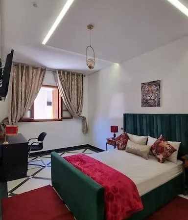 Spacieux Appartement Azrou Exterior photo